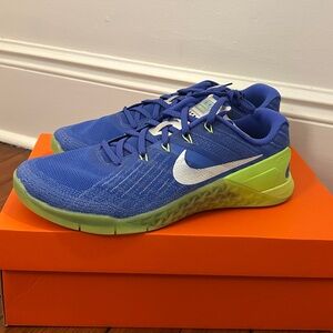 Nike Metcon 3 AMP Medium Blue and Ghost Green Mens’ size 9.5